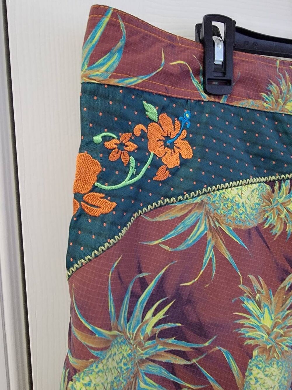 Robert Graham Fun In The Sun Strunk L 9" - Picture 4 of 7